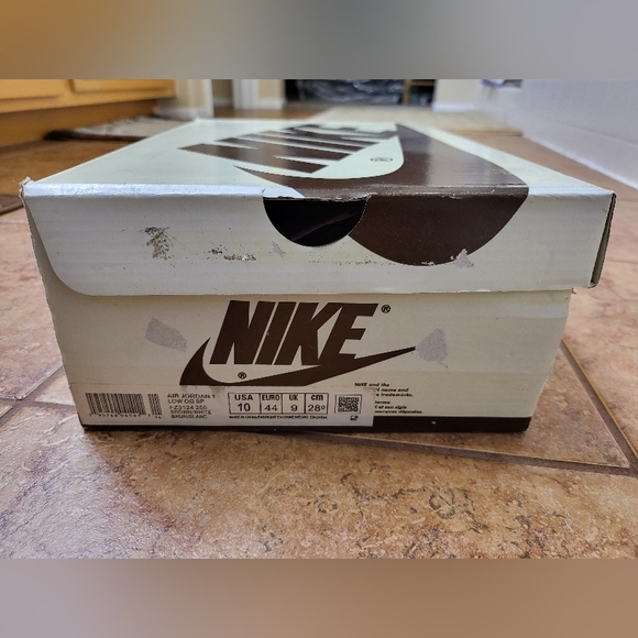 Nike, 9.5 mens - Picture 3 of 13